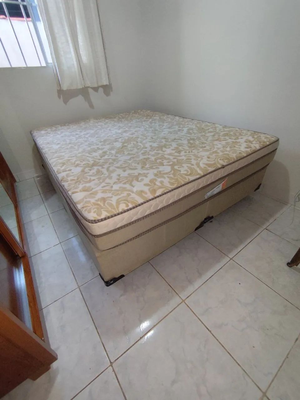 Cama Queen