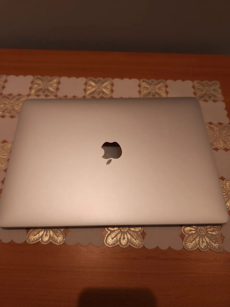 MacBook Pro touch 2017 I5 8g 256Gb - Computadores e Desktops