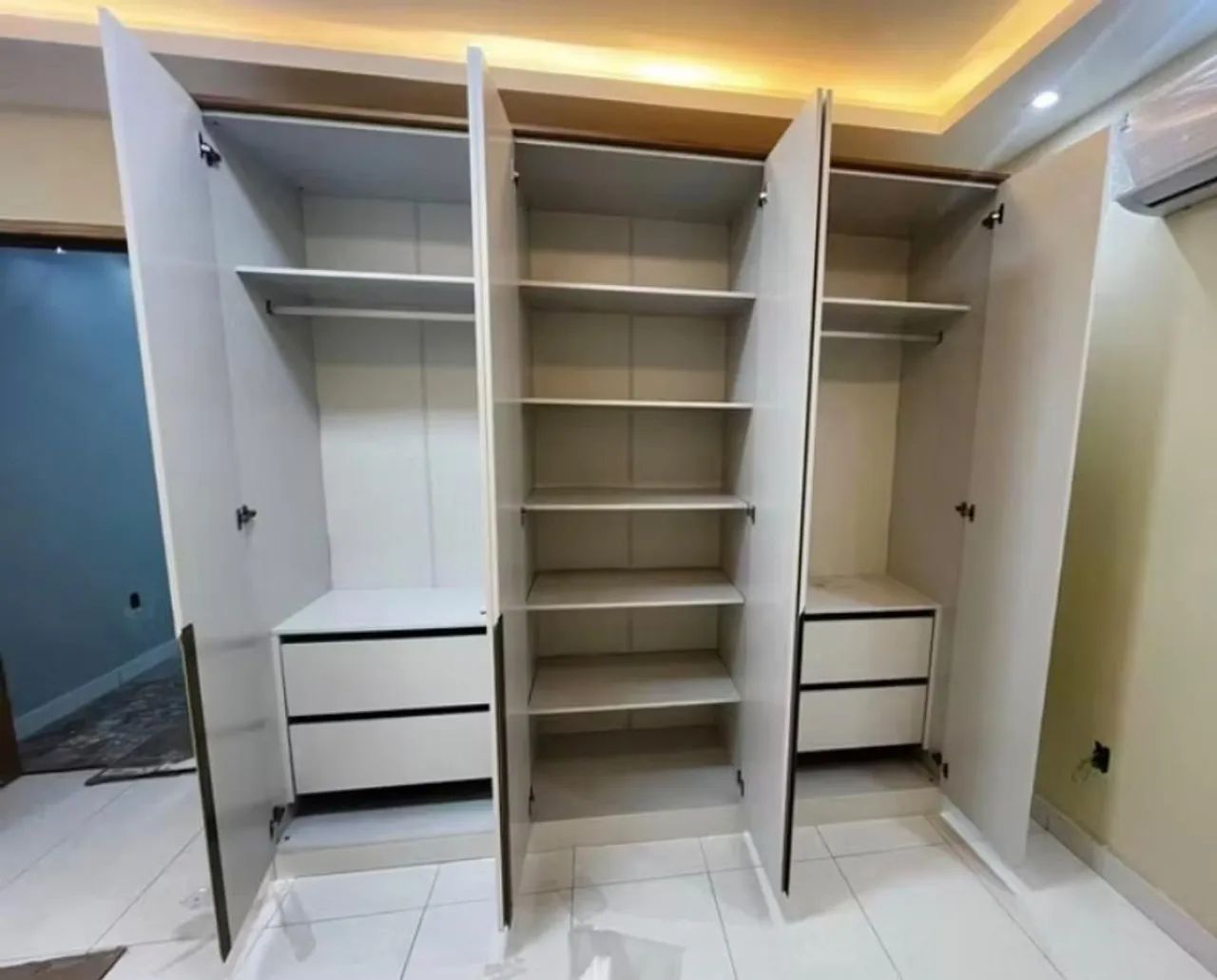GUARDA ROUPA 6 PORTAS 100% MDF - Foto 4