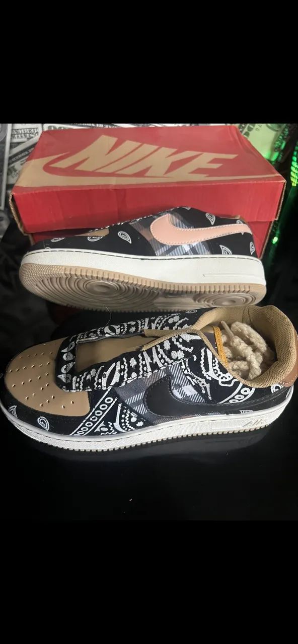 Tênis Travis Scot Nike pra vender hoje - Foto 2