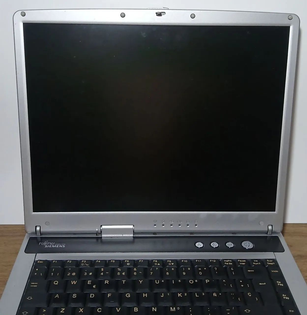 Notebook Fujitsu Siemens Amilo M7440 - Para retirada de peças  - Foto 3