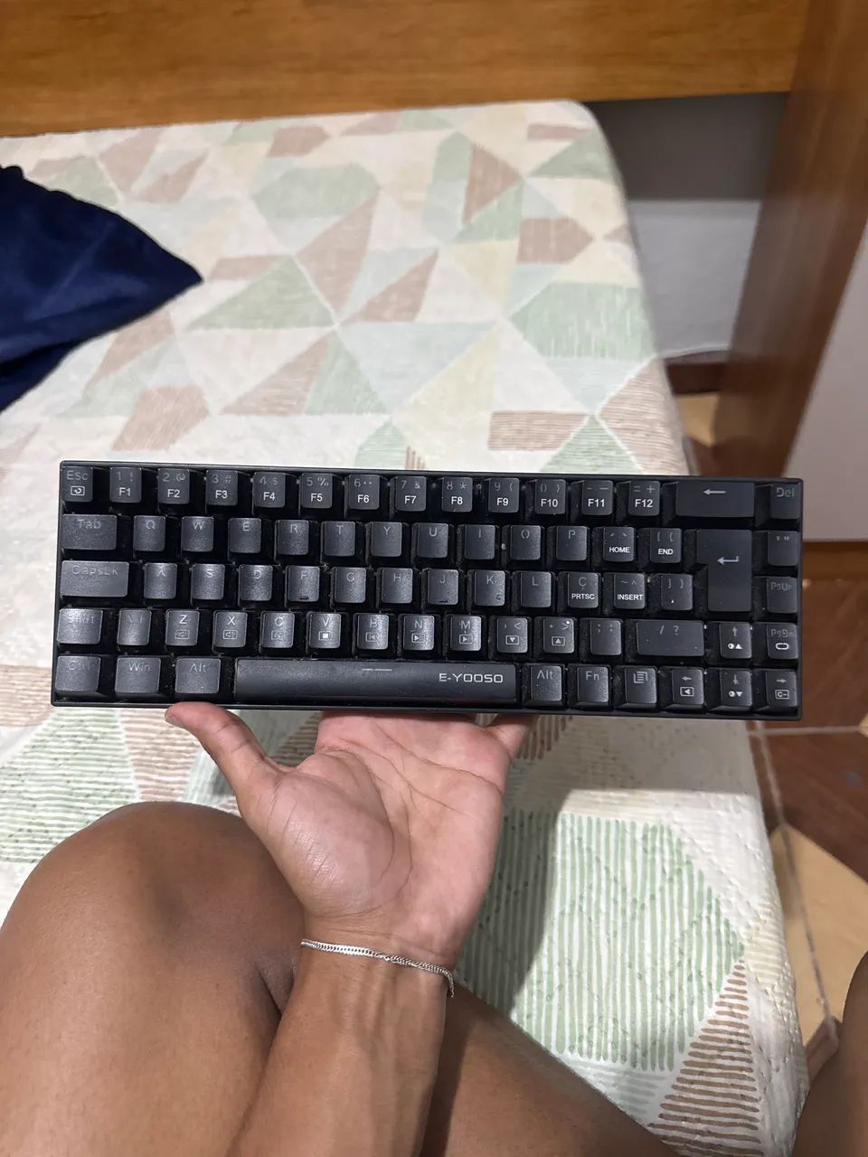Teclado mecânico 65%