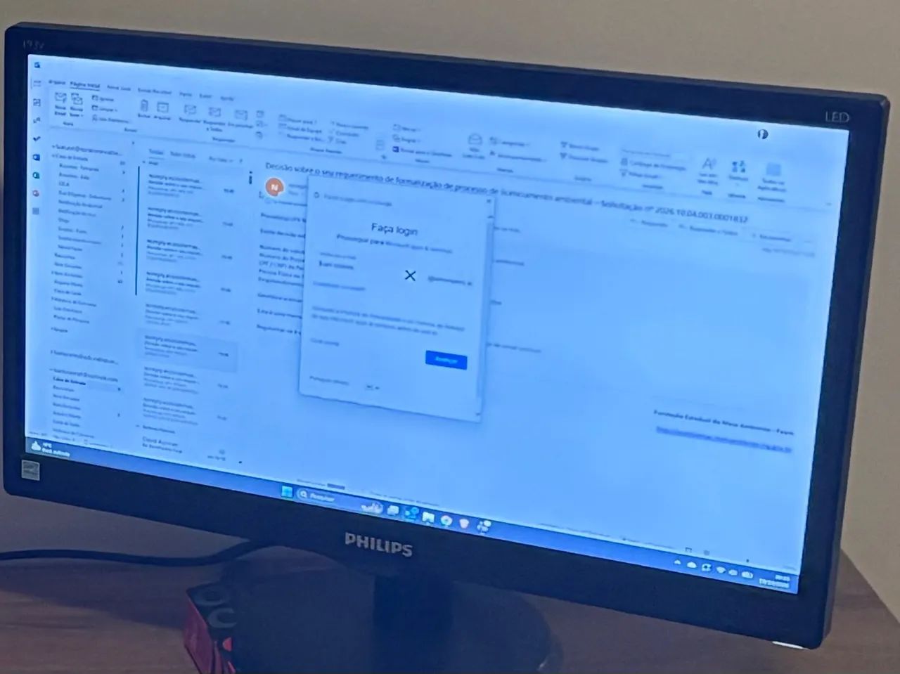 Monitor Philips 19 polegadas HDMI - Foto 4