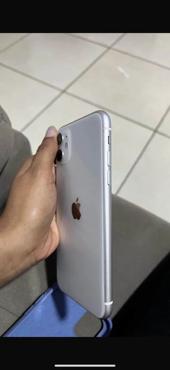 iPhone 11 64 GB