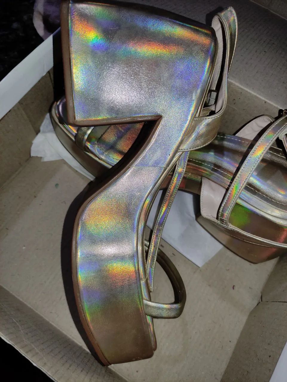 Sandália holográfica  - Foto 4