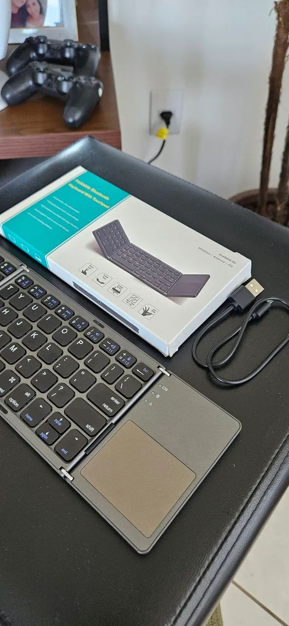 Teclado Dobrável com Touchpad Bluetooth Ultra Slim - Foto 2