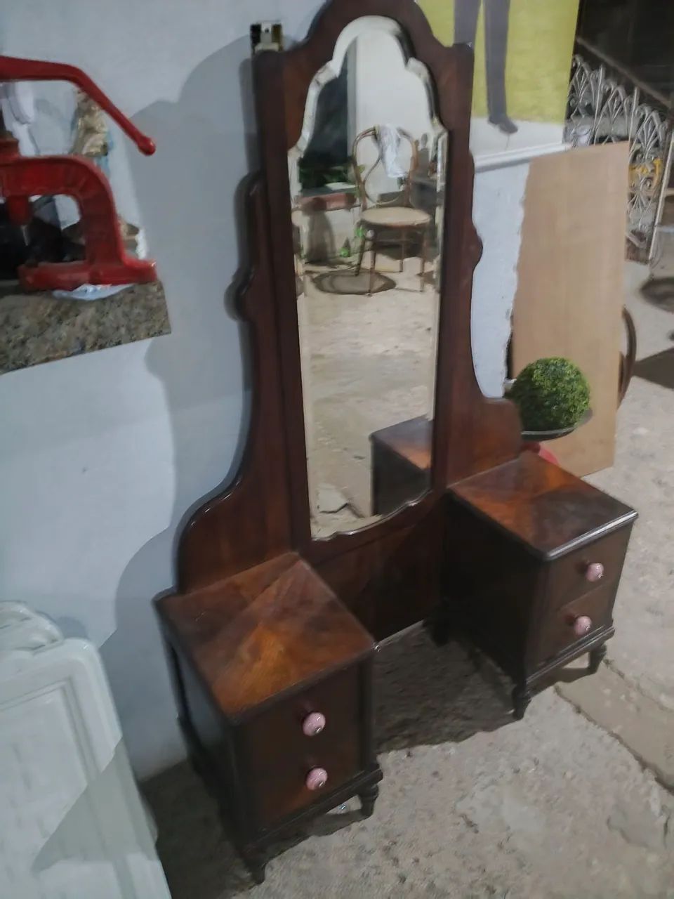 Penteadeira antiga 