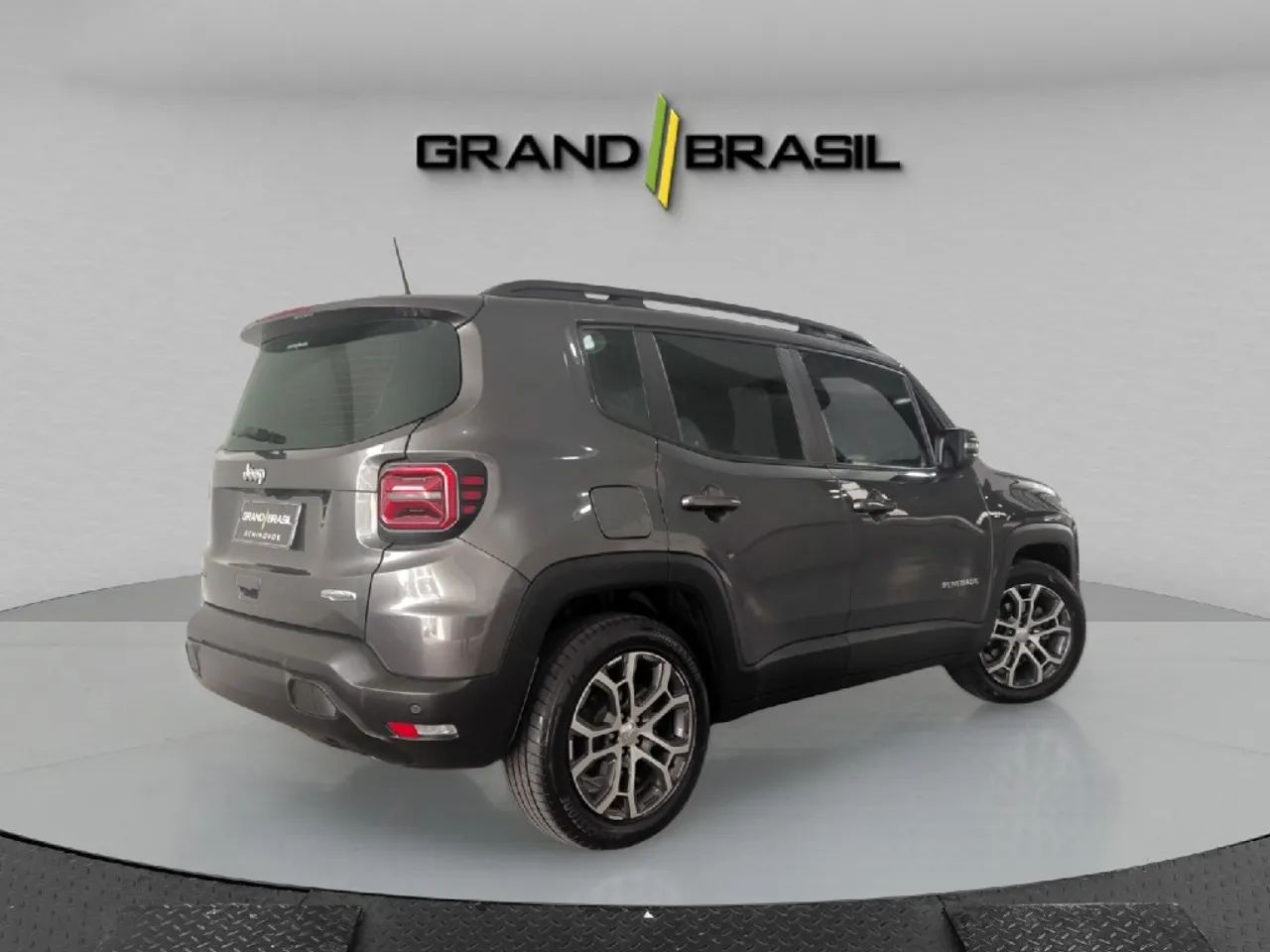 Jeep Renegade Long. T270 1.3 TB 4x2 Flex Aut., foto 3 de 13