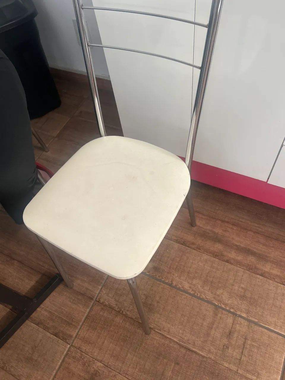 Mesa de cozinha com 4 cadeiras - Foto 4