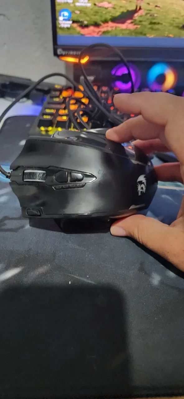 Mouse Redragon impact M908 Usado - Foto 4