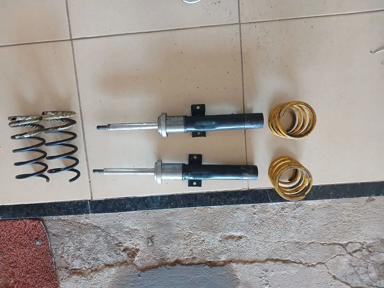 Suspensão rebaixada - Foto 2