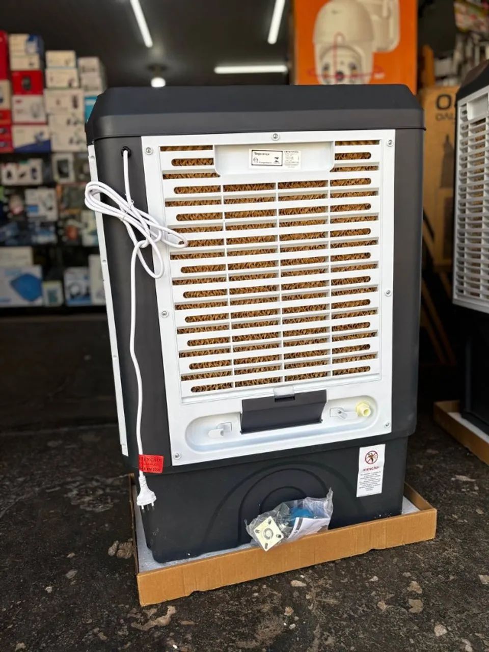 Climatizador de Ar - 45 Litros Ventisol 210W - PRODUTO NOVO COM 1 ANO DE GARANTIA - Foto 3
