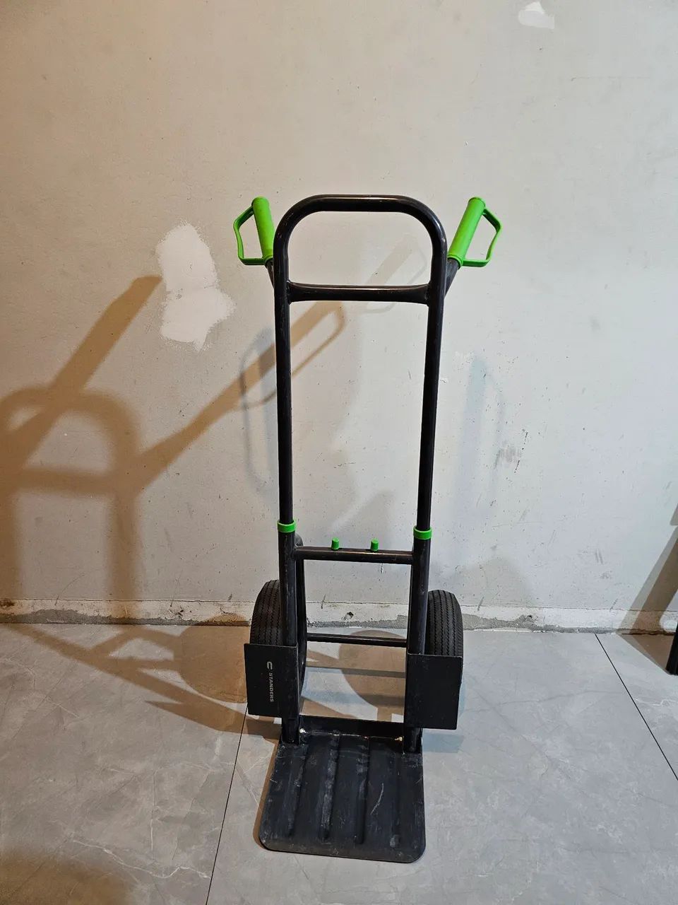 Carrinho de mão uso geral até 200kg  - Foto 2