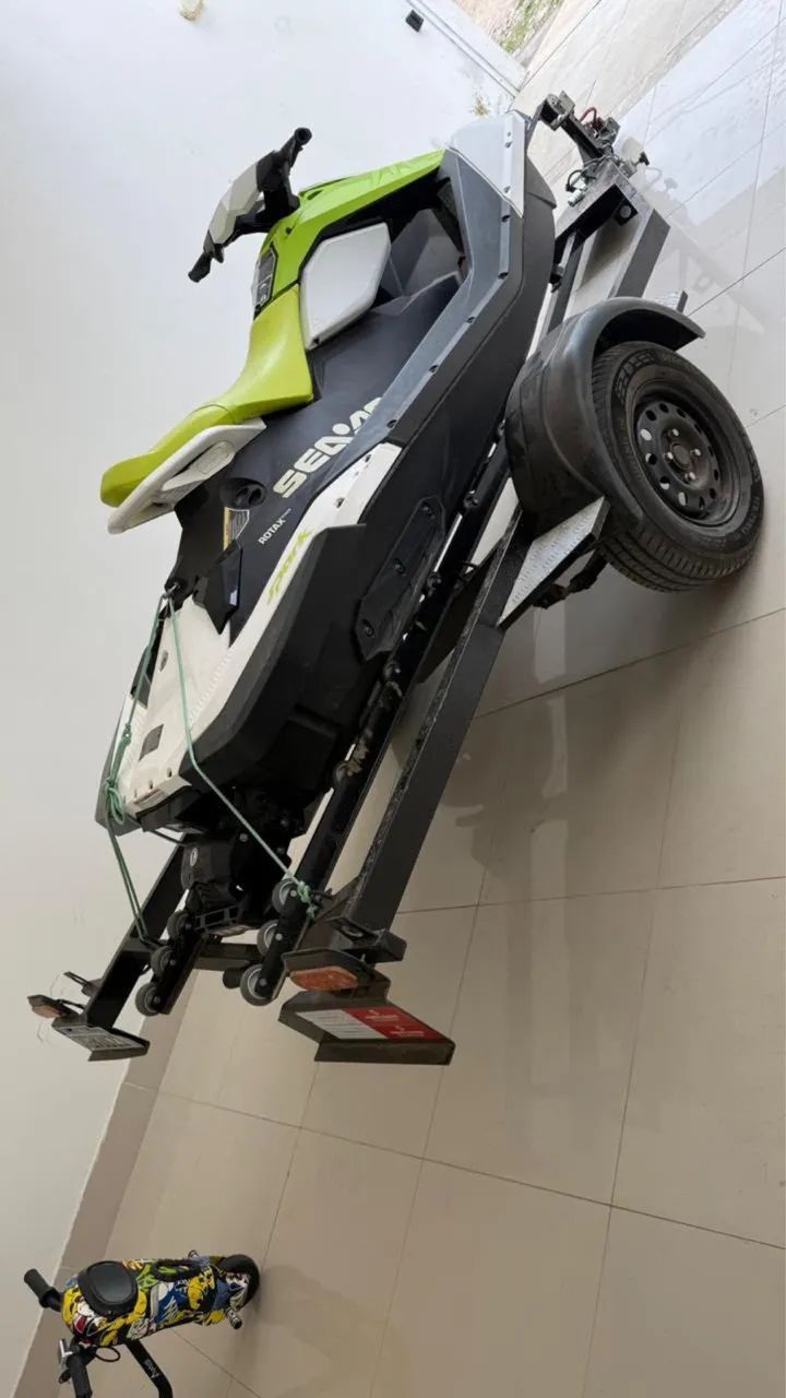 Sea doo Spark 2024 77 horas   - Foto 4