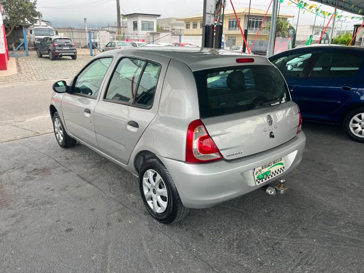 Renault Clio Expression Hi-flex 1.0 16V 5P 2014 - Foto 4