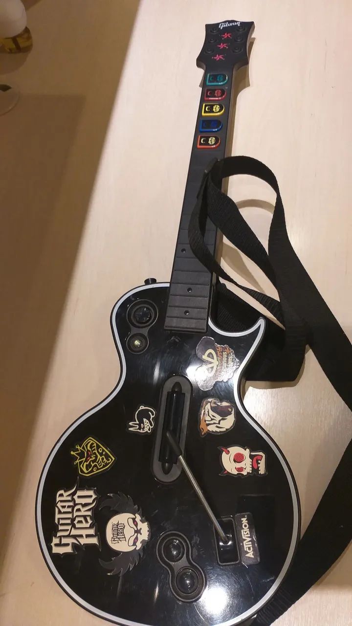 GUITAR HERO activision GIBSON 