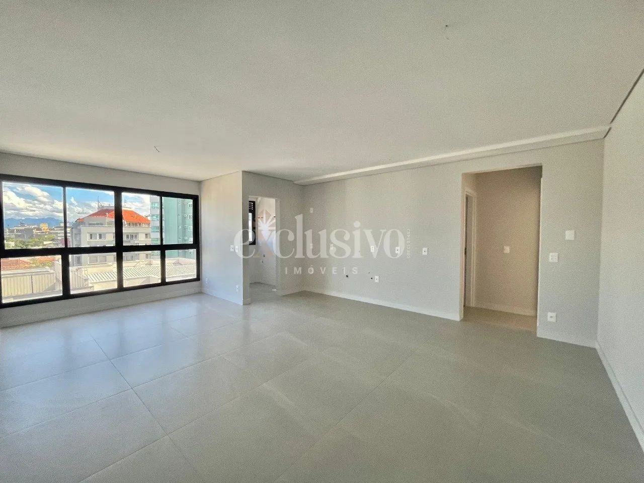 Apartamento 3 dormitórios em Coqueiros