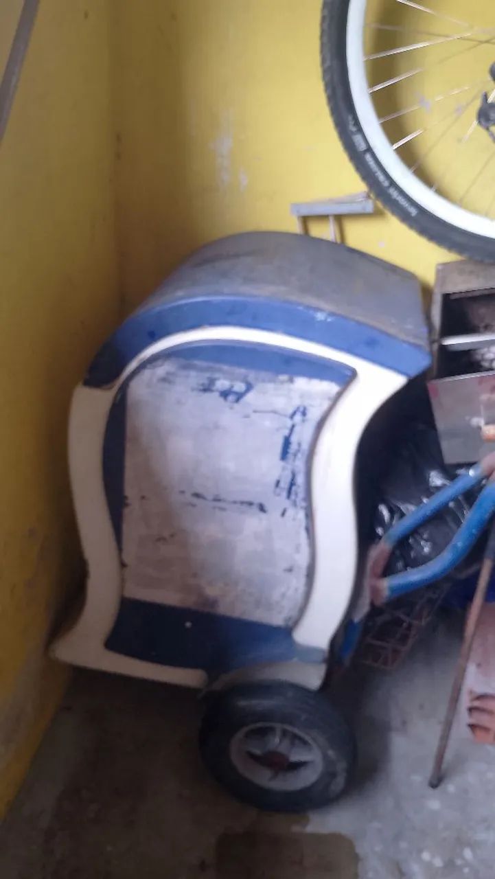 Carrinho térmico para quem tá na disposição de ir marreta  - Foto 3