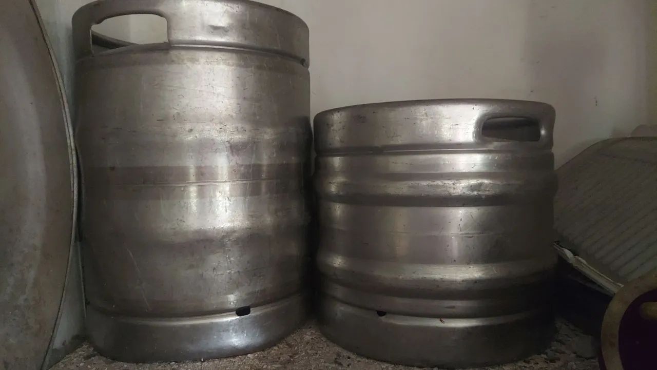 Barril de cerveja 50 e 30 litros
