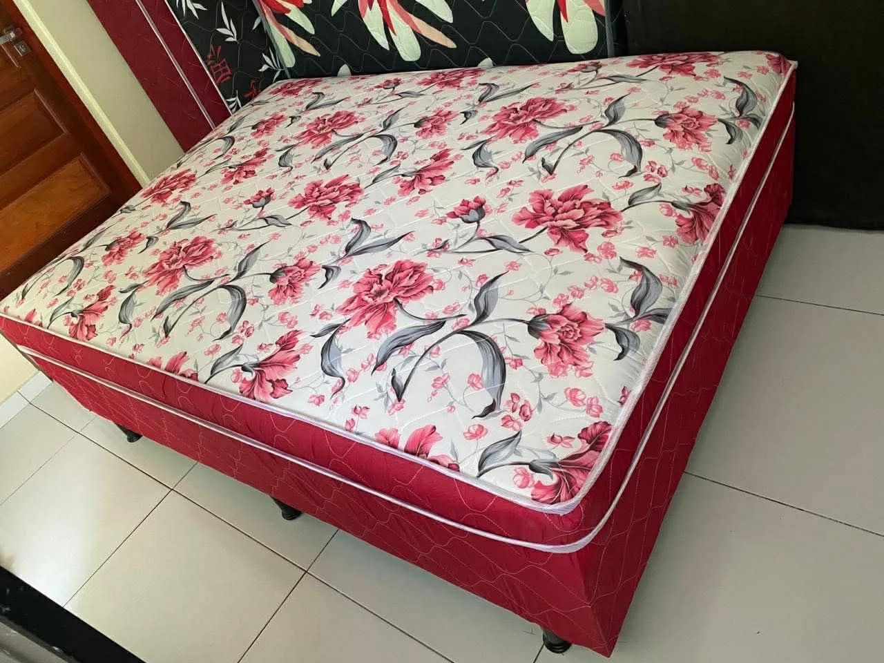 Cama Queen com cabeceira - Foto 2