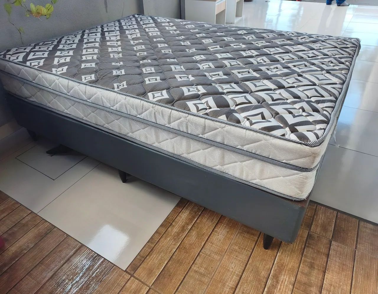 Cama box casal semi nova  - Foto 4