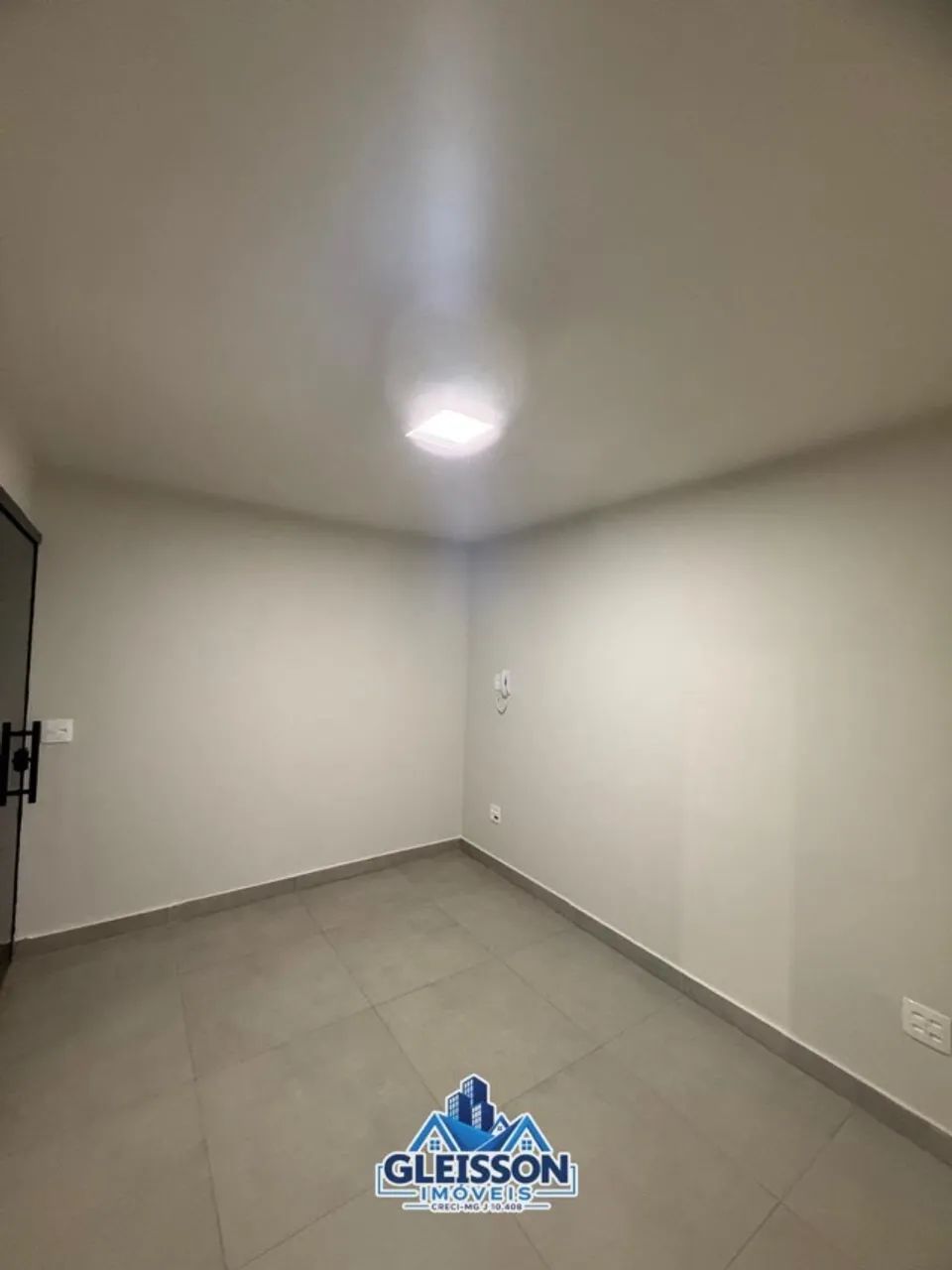 SALAS COMERCIAIS PARA LOCAÇÃO NO CENTRO DE ITUIUTABA-MG! - Foto 5