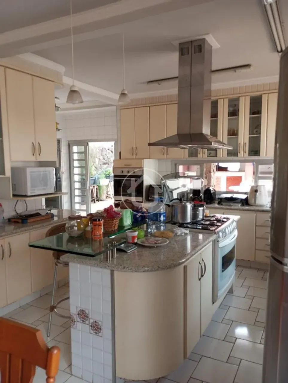 CASA COM APTIDÃO COMERCIAL - Foto 2