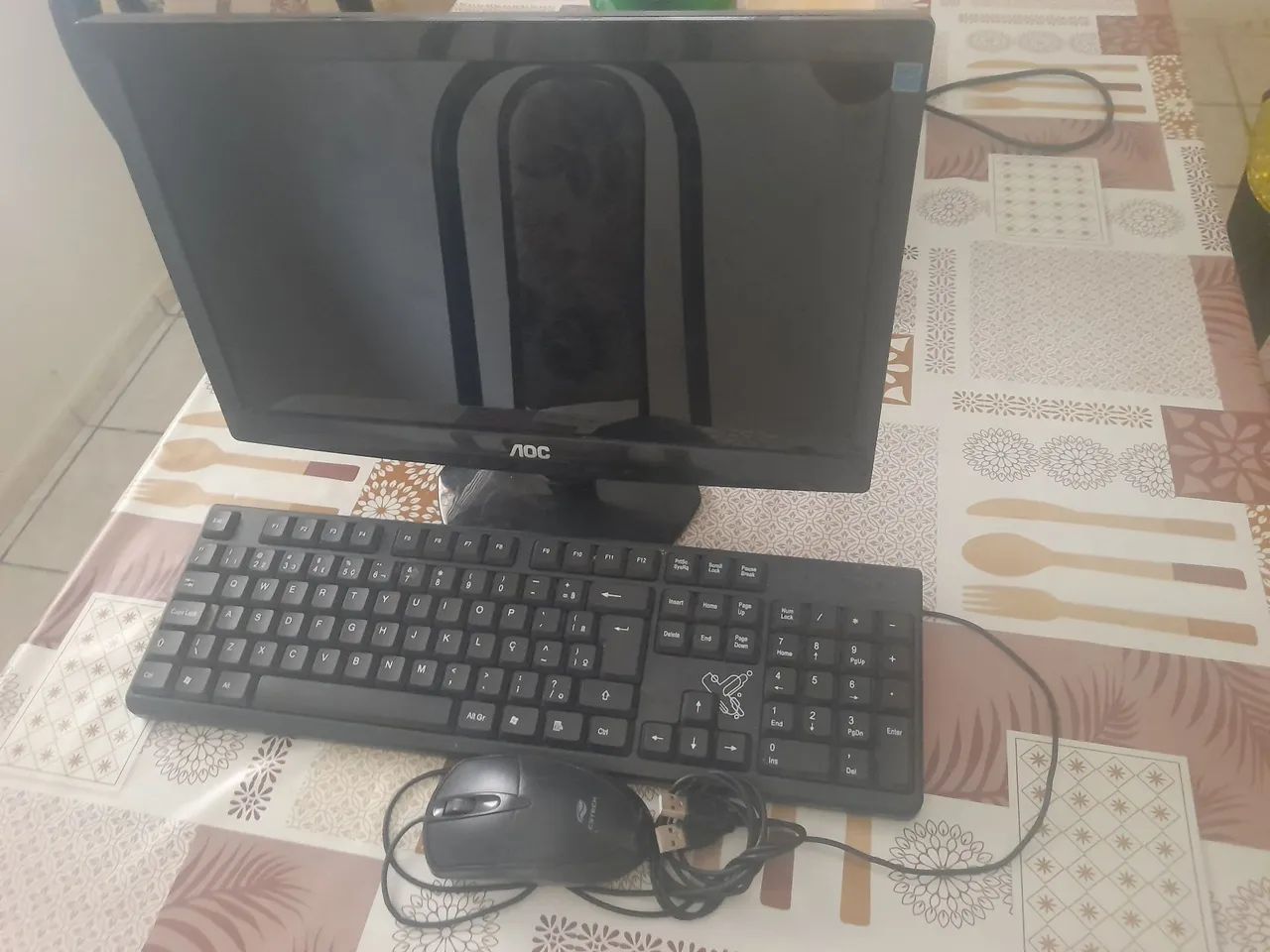 Monitor AOC, Teclado e Mouse  - Foto 2