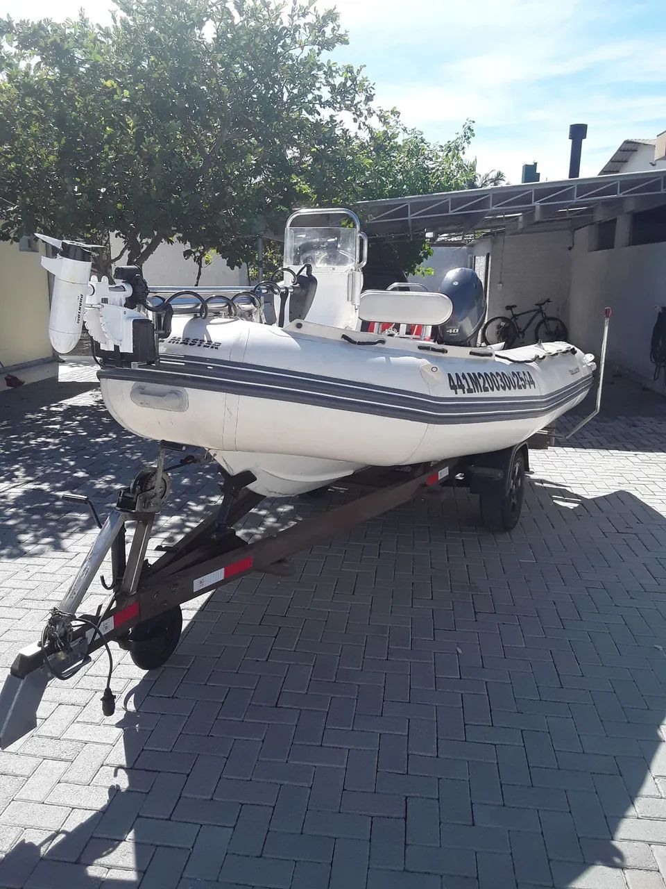 Bote inflável Sail Master motor yamaha 40hp 4t motor autobot gps