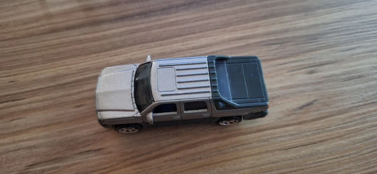 Matchbox Chevrolet Avalanche e Chrysler Panel Cruise. RS 45 cada - Foto 2