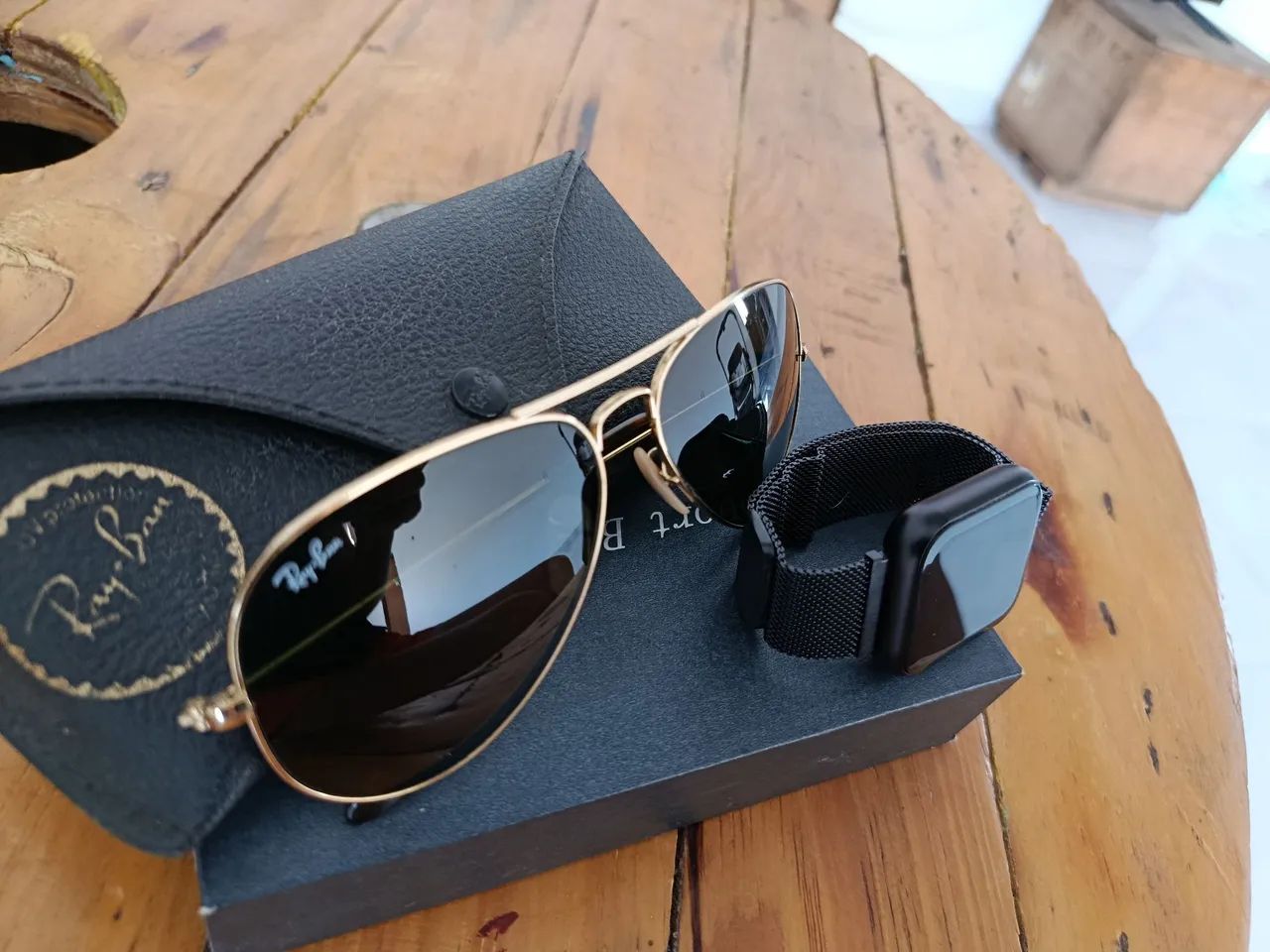 Óculos Ray Ban e Relógio Smartwatch 