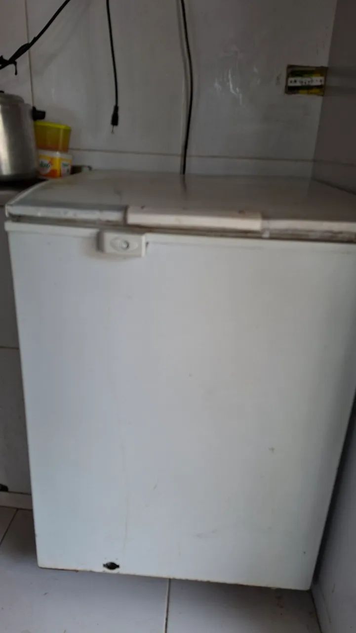 Freezer horizontal Gelando muito 