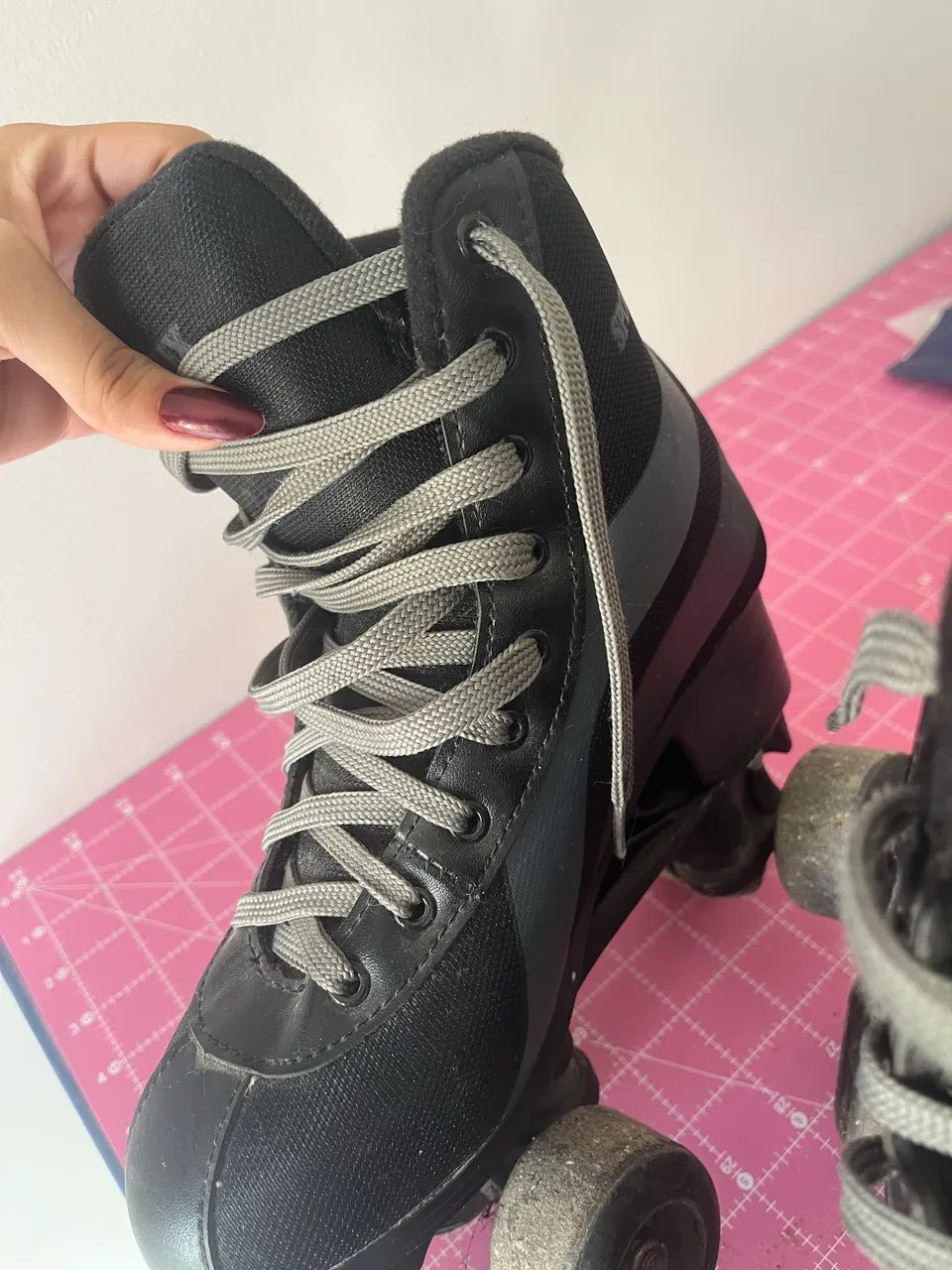 Patins Preto - Em ótimo estado  - Foto 4