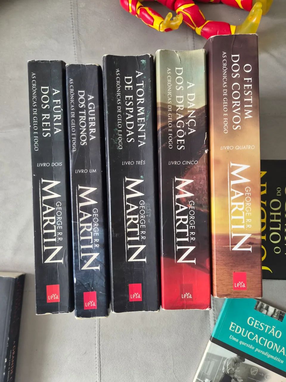 Livros Guerra dos Tronos - Foto 2