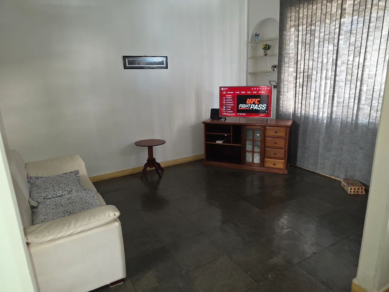 Quarto grande com varanda  - Foto 5