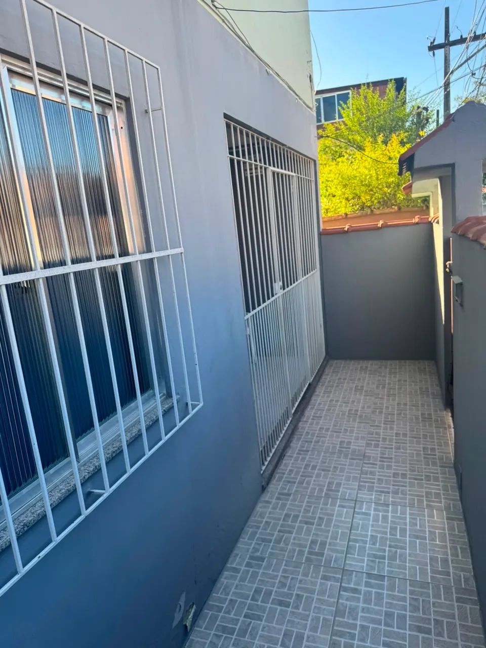 Casa com 2 quartos Galo Branco - São Gonçalo.