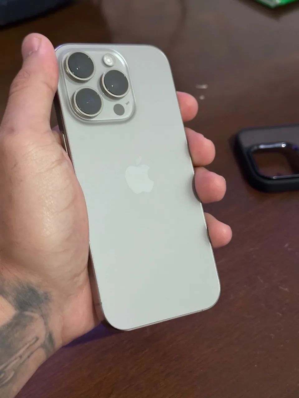 iPhone 16 pro 128gb - Foto 3