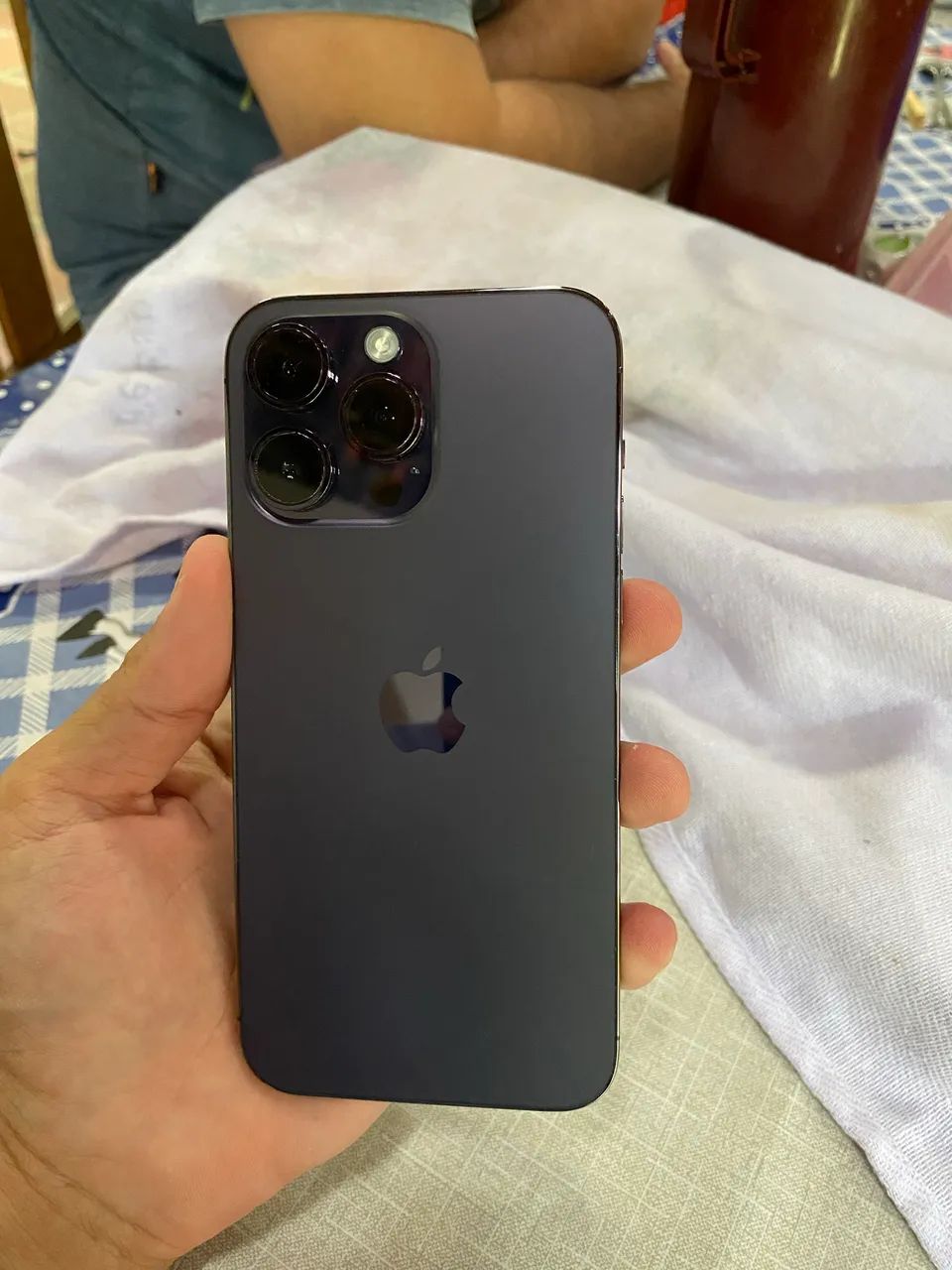 Apple iPhone 14 Pro Max 128GB Roxo (Deep Purple) - Celulares e