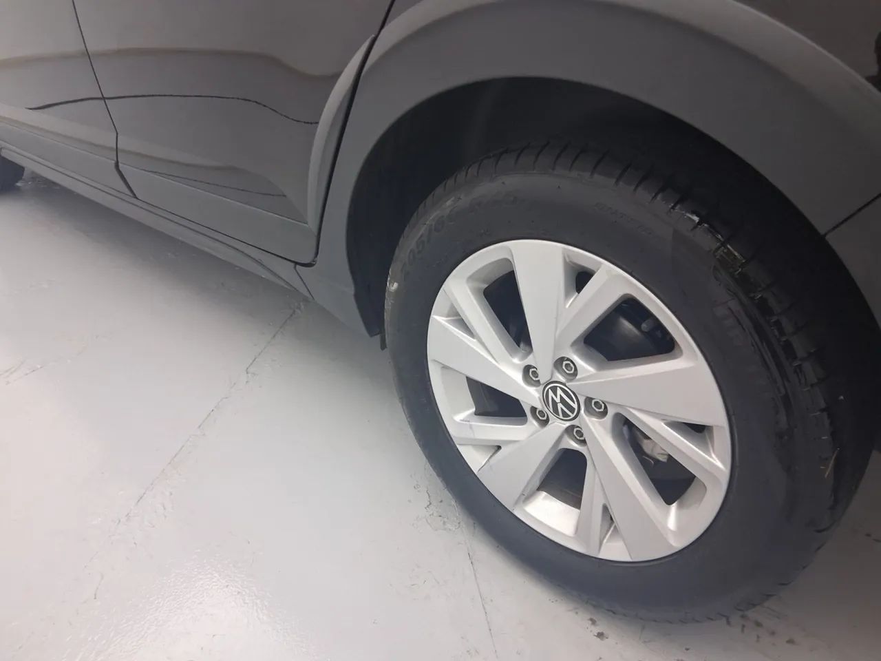 Volkswagen Nivus Comfortline 1.0 200 TSI Flex Aut., foto 12 de 18