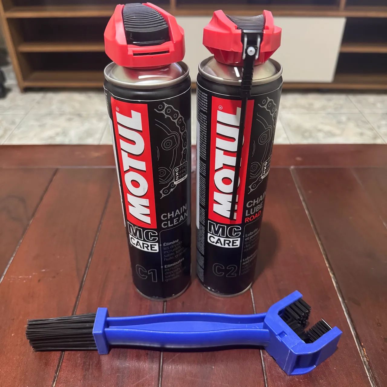 Kit Motul C1 e C2 + Escova para Corrente Novo