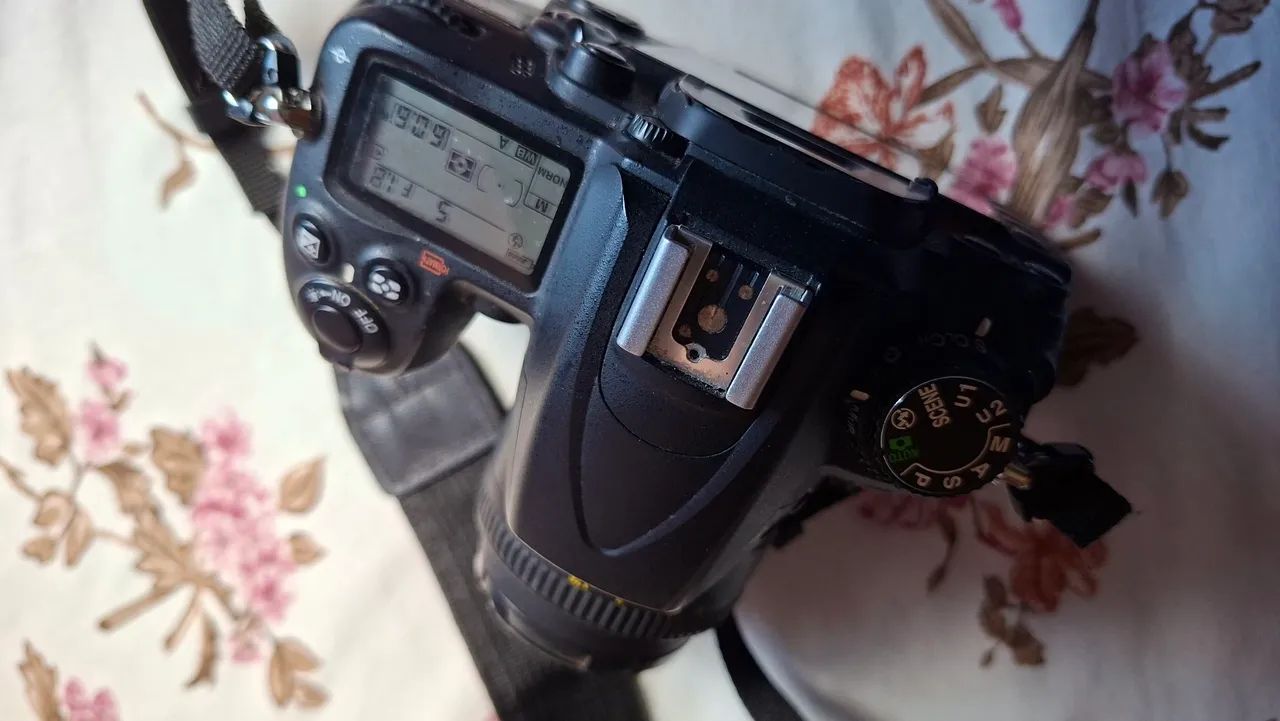 Camera Nikon D7000 - Foto 2