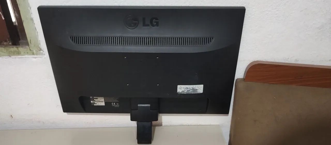 Monitor LG 20 Polegadas Funcionando Perfeitamente - Foto 2