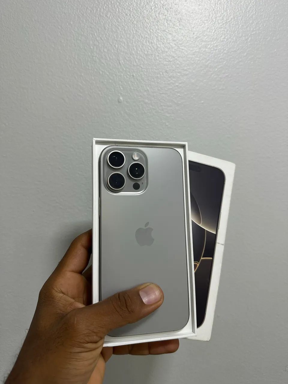 iPhone 16 Pro Max 256GB - Foto 2