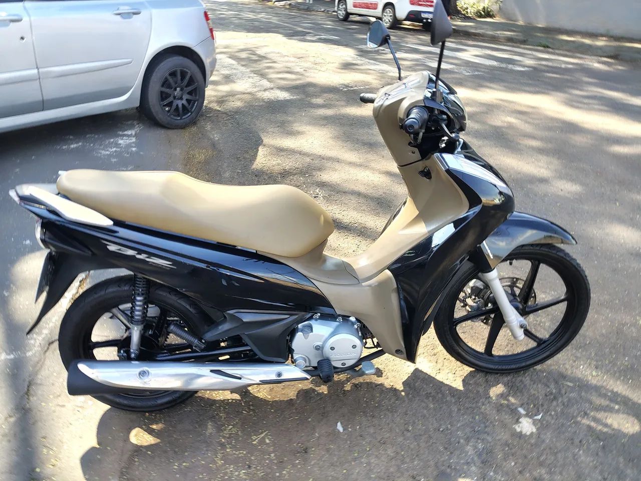 Blz 125 ( completa)  muito bem cuidada !! - Foto 5