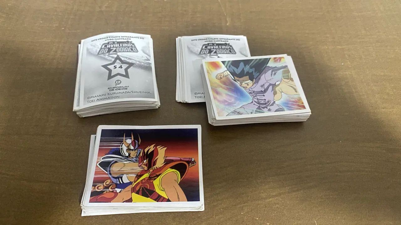 Kit 10 Figurinhas Álbum Os Cavaleiros do Zodíaco 