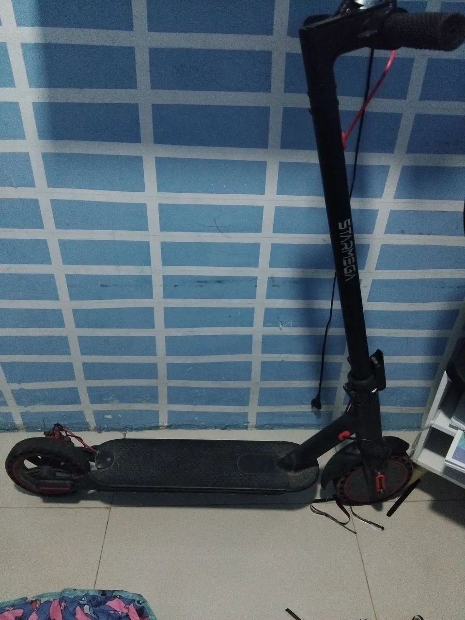 Patinete eletrico com defeito ligar e desligar 