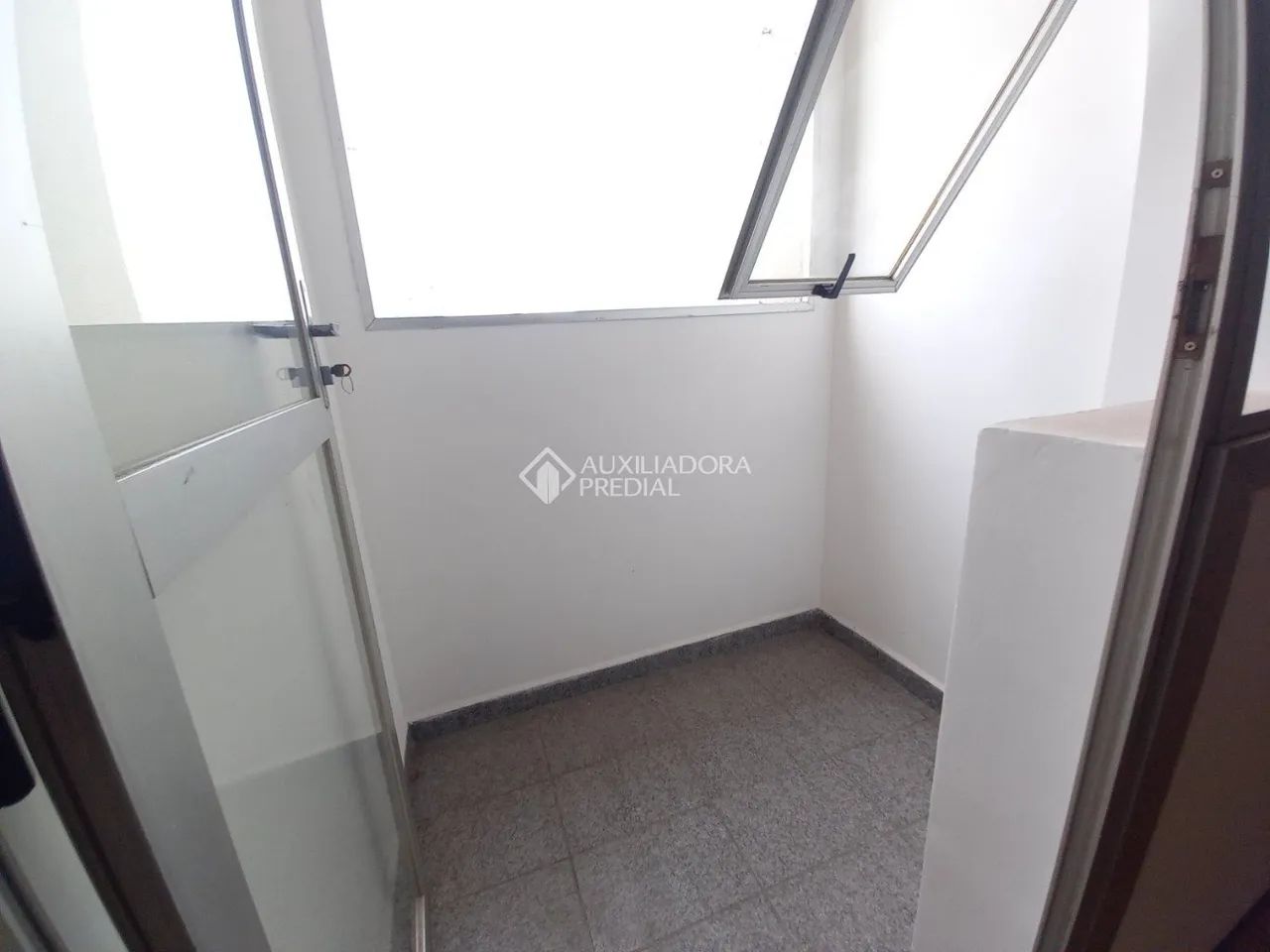Apartamento com suíte no Bairro Centro - Foto 5