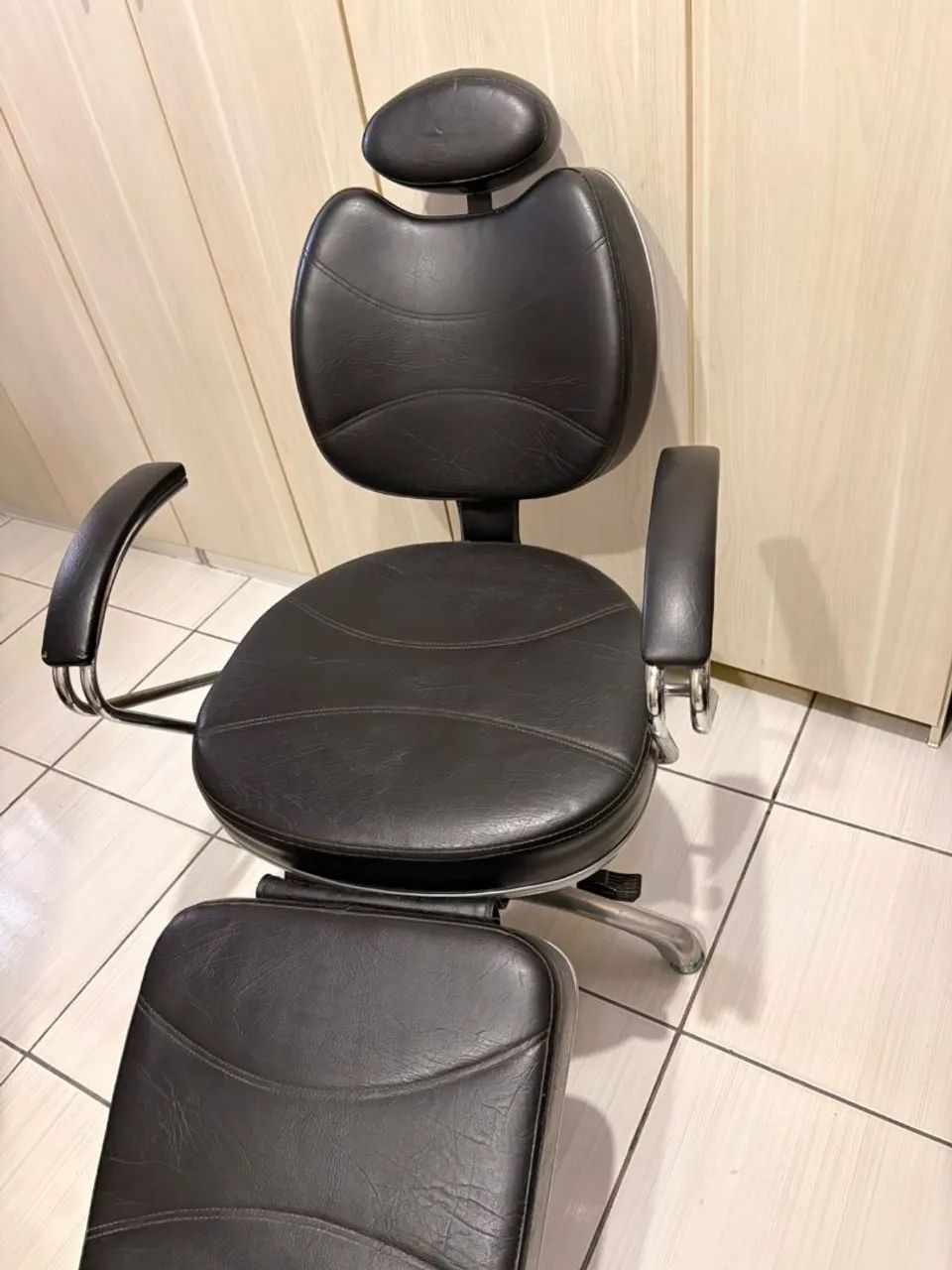 Cadeira giratória para salão de beleza ou estúdio  - Foto 2