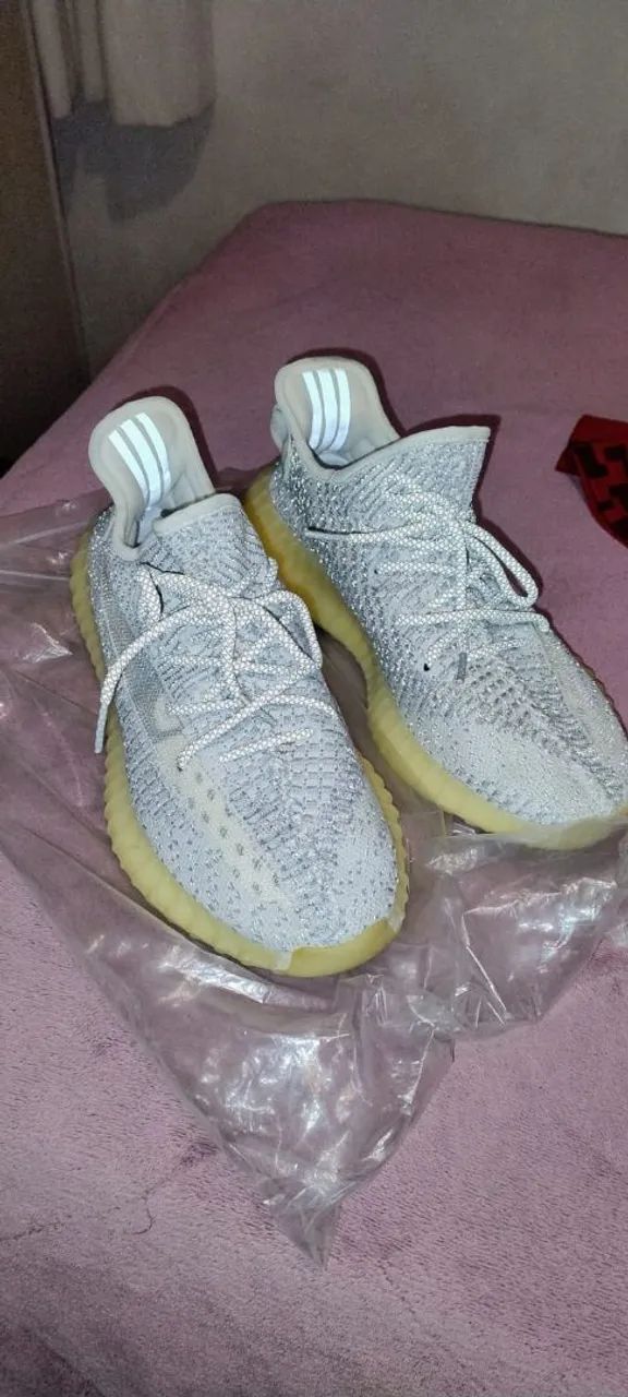Tênis Adidas Yeezy  - Foto 3