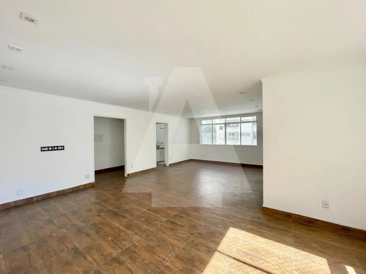 Apartamento em Edifício recuado e charmoso em Santa Cecilia - Foto 2